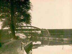 106-Pont de Flandre - Passage du Canal de l'Ourcq - vers Paris (19e)